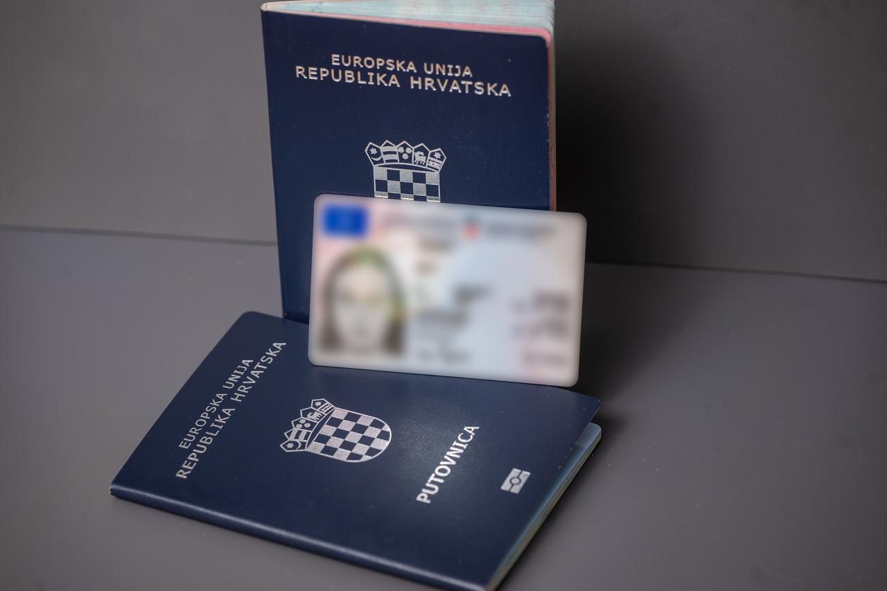 Ilustracija za putovnicu i osobnu iskaznicu