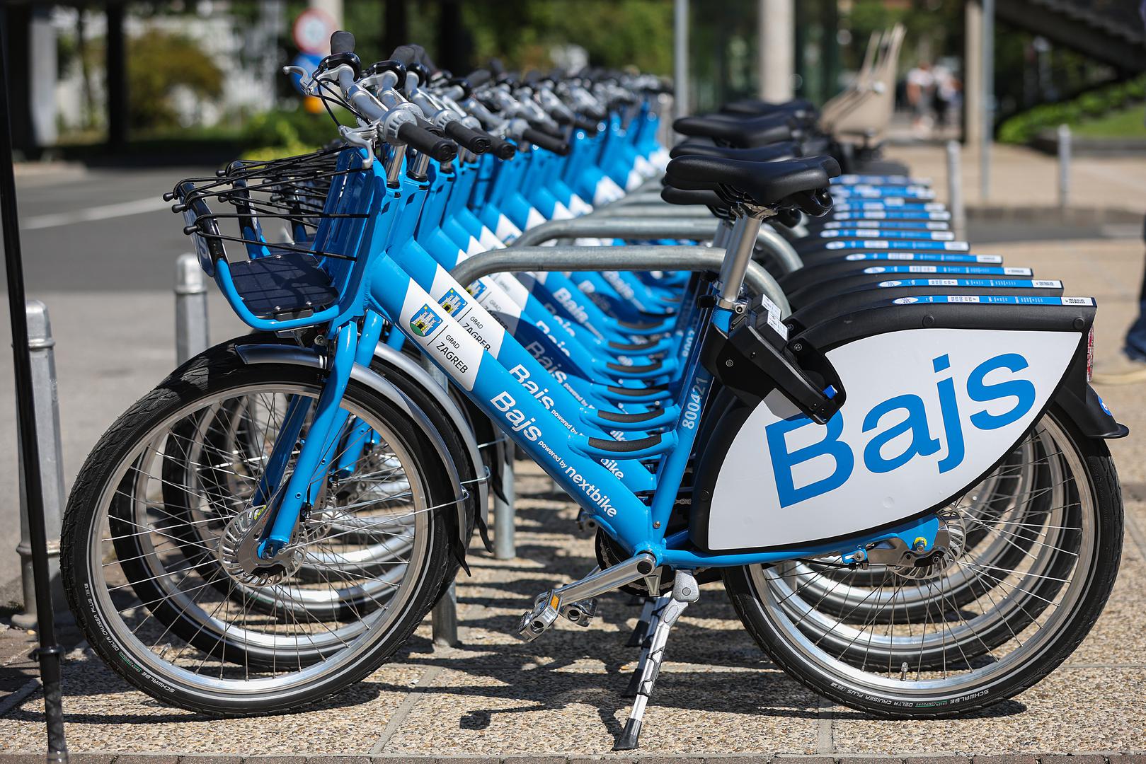 Bicikl se tako može unajmiti na pola sata za 50 centi, za mjesečnu pretplatu potrebno je izdvojiti pet eura, a za godišnju pak 30.