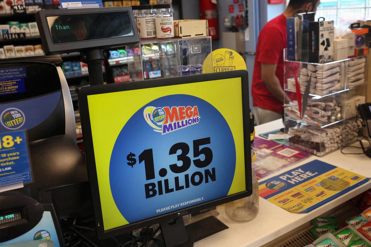 "Millions" lottery drawing passes $1.35 billion in Great Neck, New York