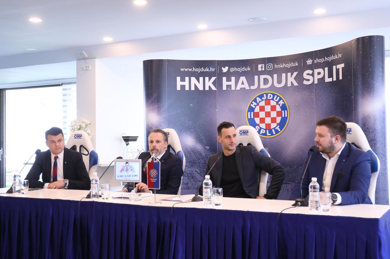 Split: Hajduk predstavio Nikolu Kalinića