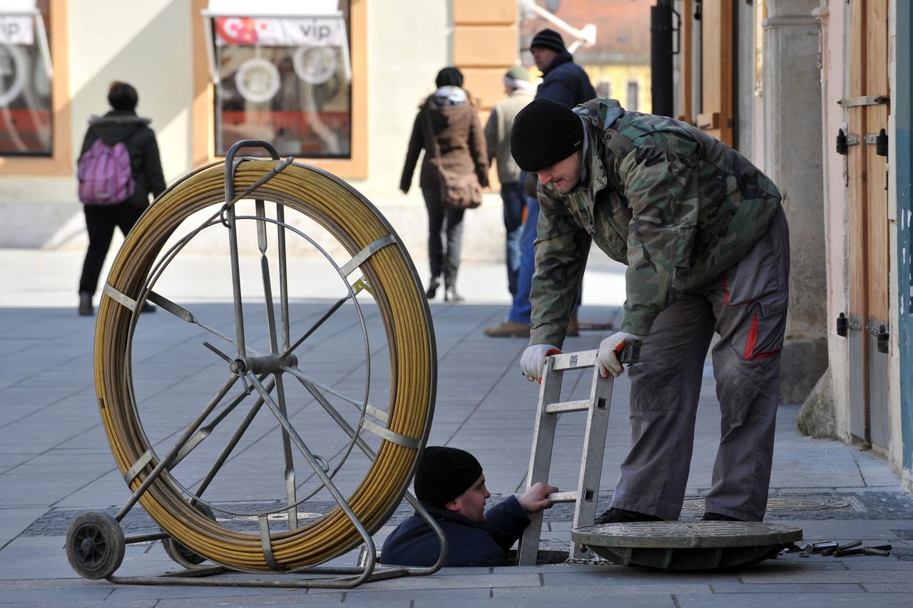 07.03.2011., Korzo, Varazdin - U tijeku je izmjena optickih kablova. 
