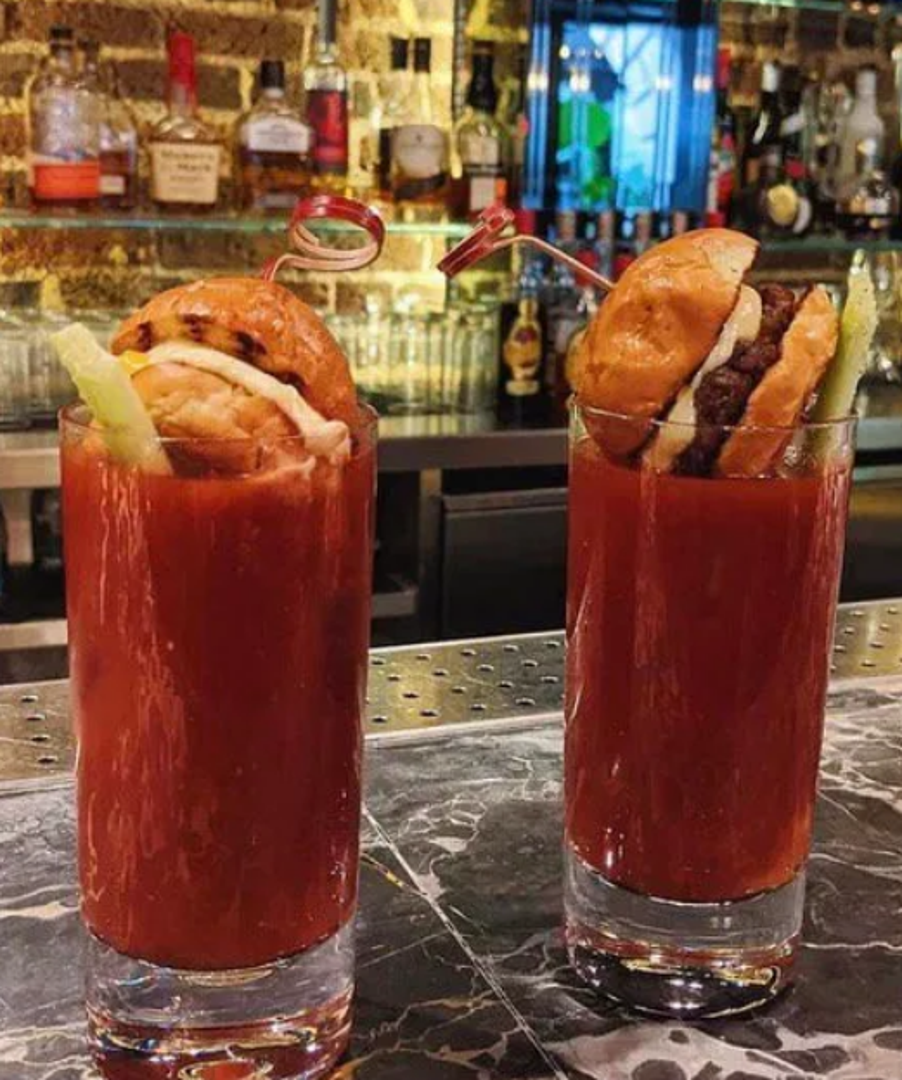 Gosti su, malo je reći, bili šokirani kada su dobili burgere u čaši.