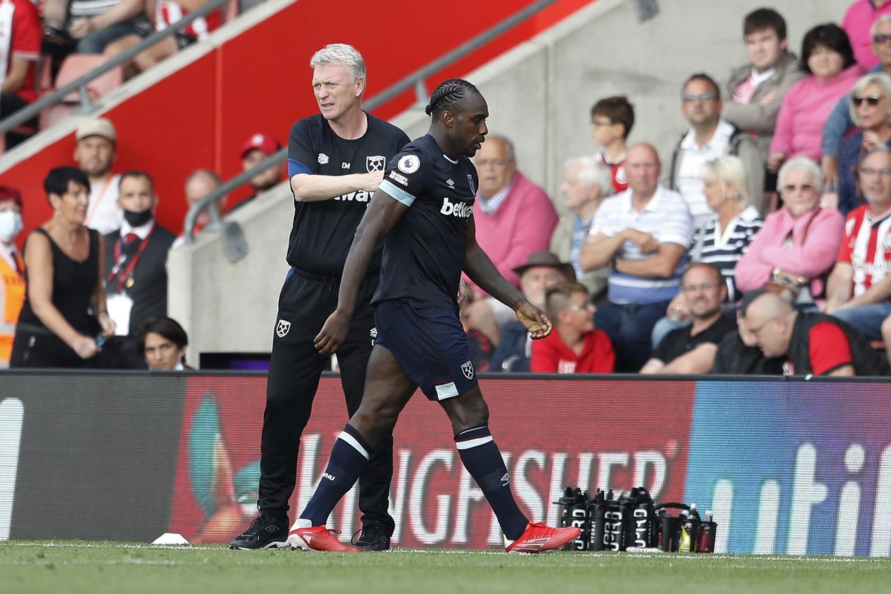 Premier League - Southampton v West Ham United