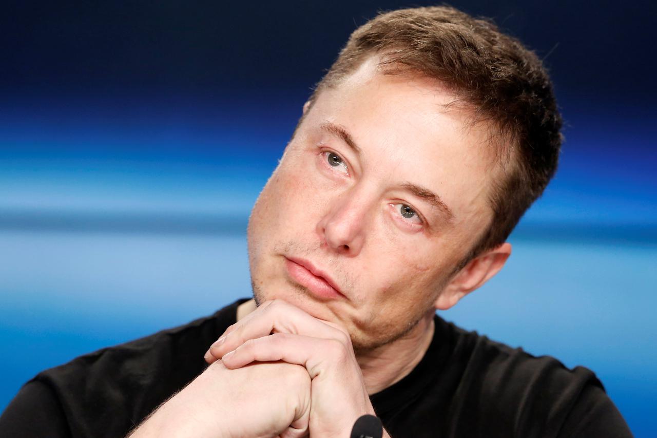 Zbog izjave da je održavanje konkurentske prednosti “bez veze”  Elon Musk je na Twitteru dobio packu od Warrene Buffeta