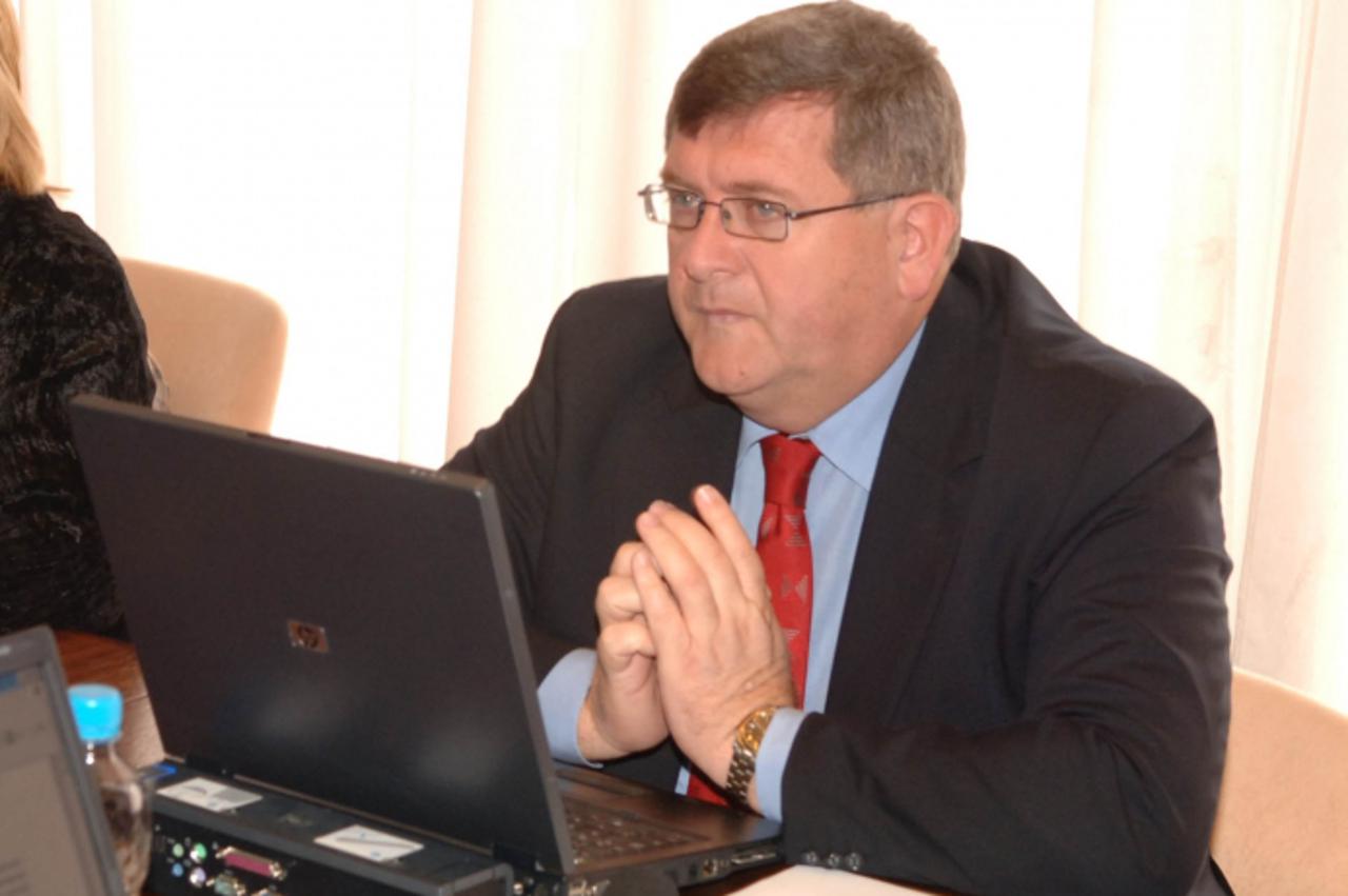 'za pokrij....26.08.08. rijeka.....obersnel....gradonacelnik snimio...goran kovacic'