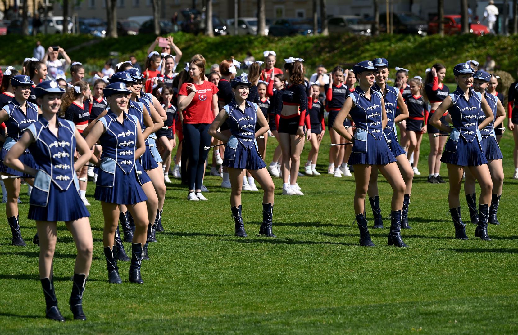 U Zagrebu se plesalo na Trgu Kralja Tomislava