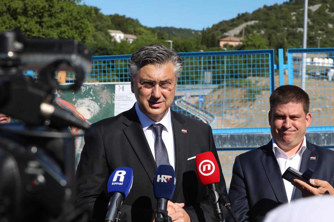 Rijeka: Premijer Plenković i ministar Butković obišli novi vijadukt na čvoru Orehovica