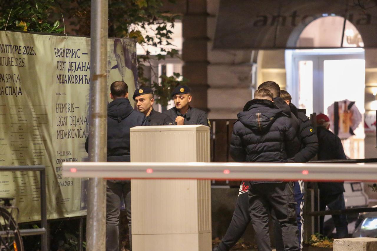 Zagreb: Otvorenjem izložbe "Efemeris - legat Dejana Medakovića" službeno otvoreni ovogodišnji Dani srpske kulture