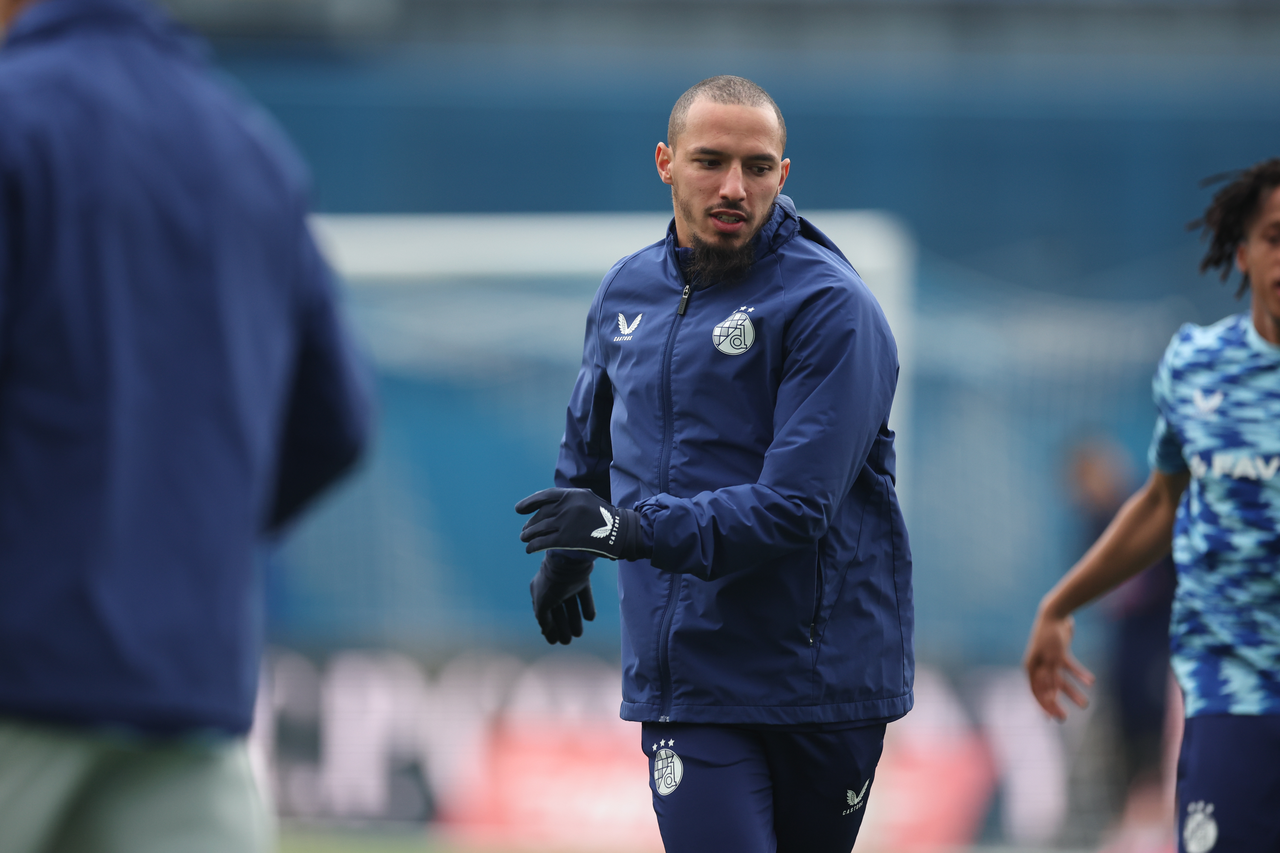 Zagreb: Zagrijavanje igrača prije počeka utakmice Lokomotive i Dinama