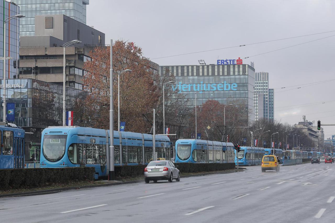 Zagreb: Zastoj tramvaja u Ulici grada Vukovara