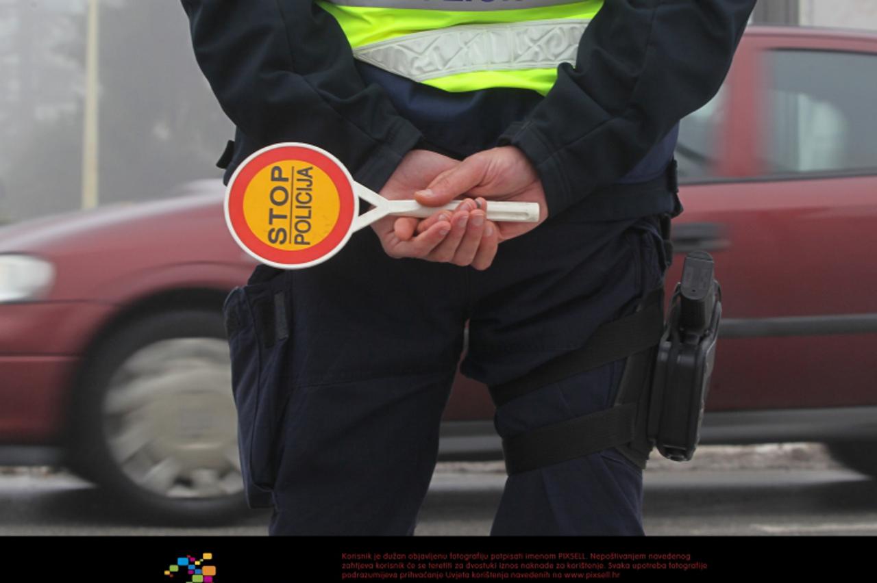 '16.12.2012., Koprivnica - Regulacija i nadzor prometa na podrucju PU koprivnicko-krizevacke. Photo: Marijan Susenj/Pixsell'
