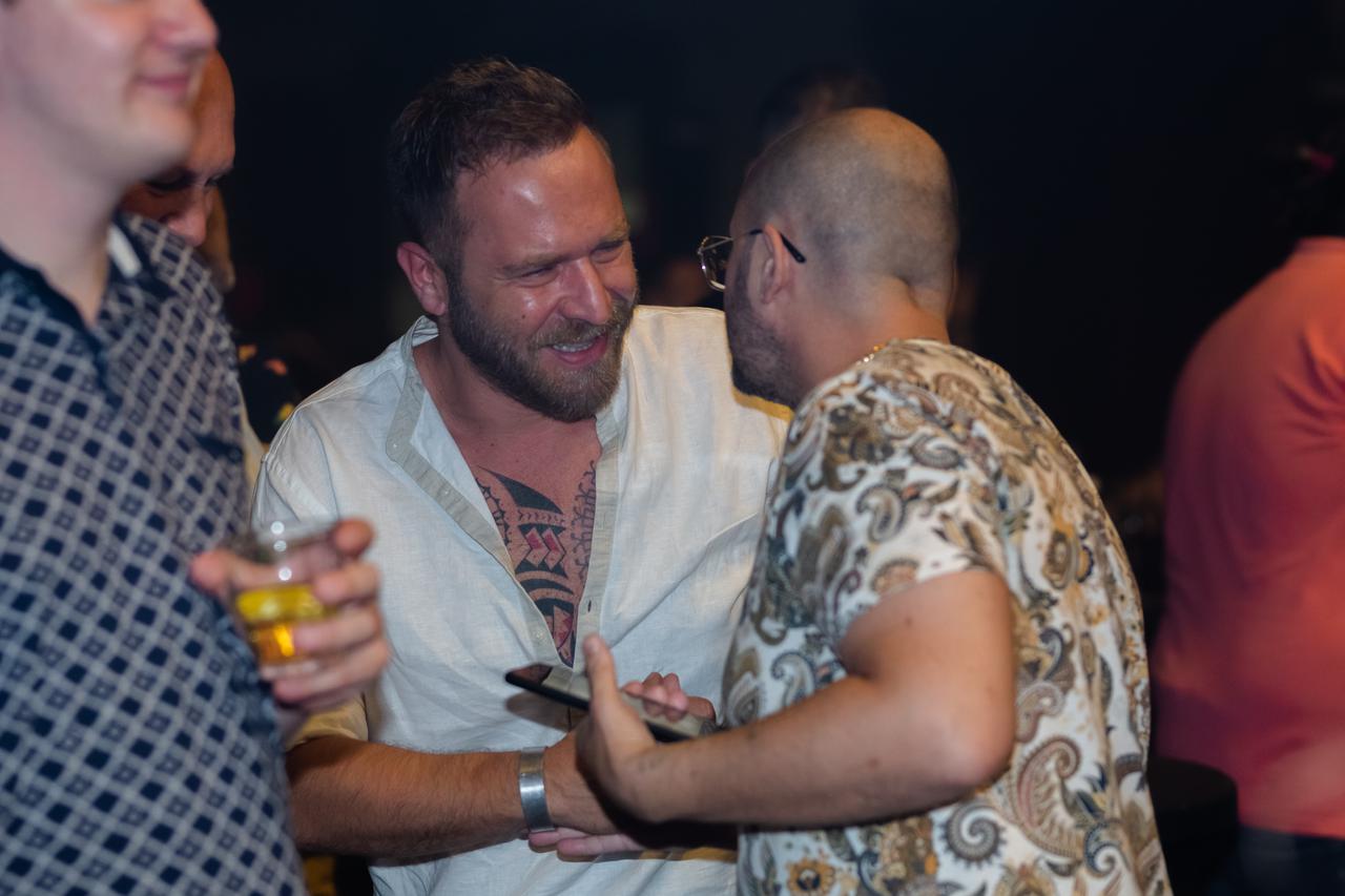 Dobro raspoložen Ivan Pažanin na koncertu Petra Graše u Zadru