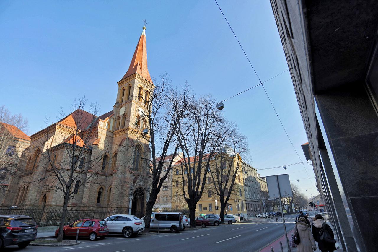 Evangeli?ka crkvena op?ina u Zagrebu