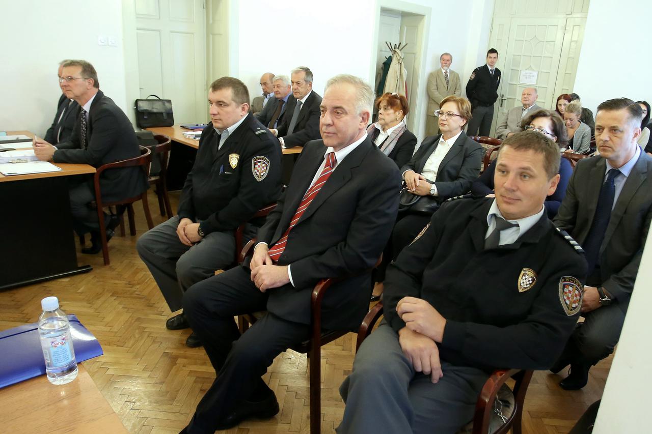 28.09.2015., Zagreb - Na Vrhovnom sudu pocela je javna sjednica na kojoj ce se odlucivati o zalbama Ive Sanadera i drugih osudjenika u Fimi mediji. Ivo Sanader.  Photo: Sanjin Strukic/PIXSELL