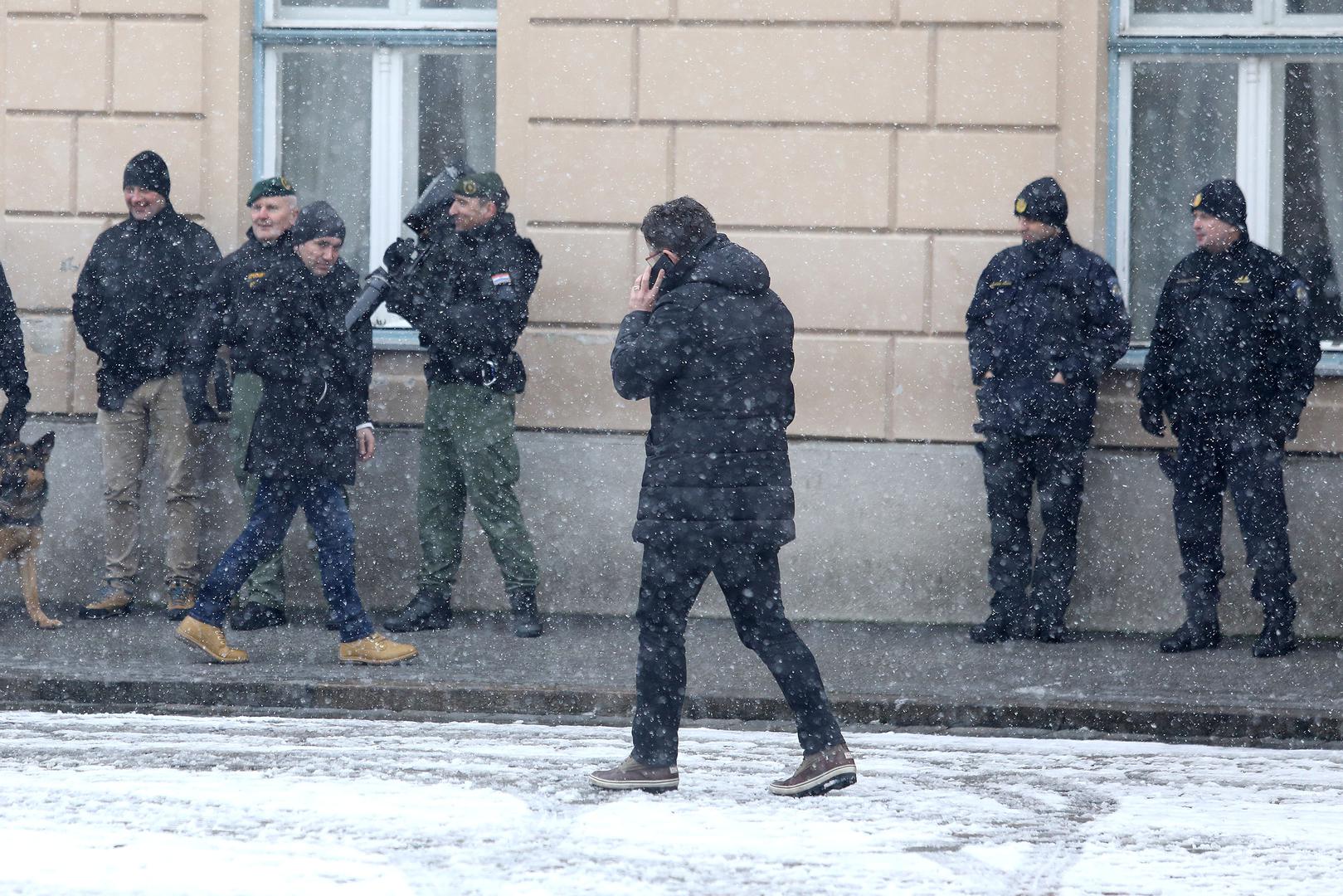 Hrvatska je policija lani nabavili niz nove opreme u nabavi vrijednoj 34 milijuna kuna, a među njima i antidron puške vrijedne 266.000 kuna po komadu