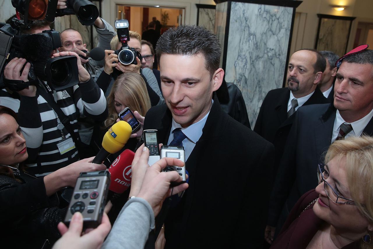 Tomislav Karamarko, Božo Petrov i Zoran Milanović