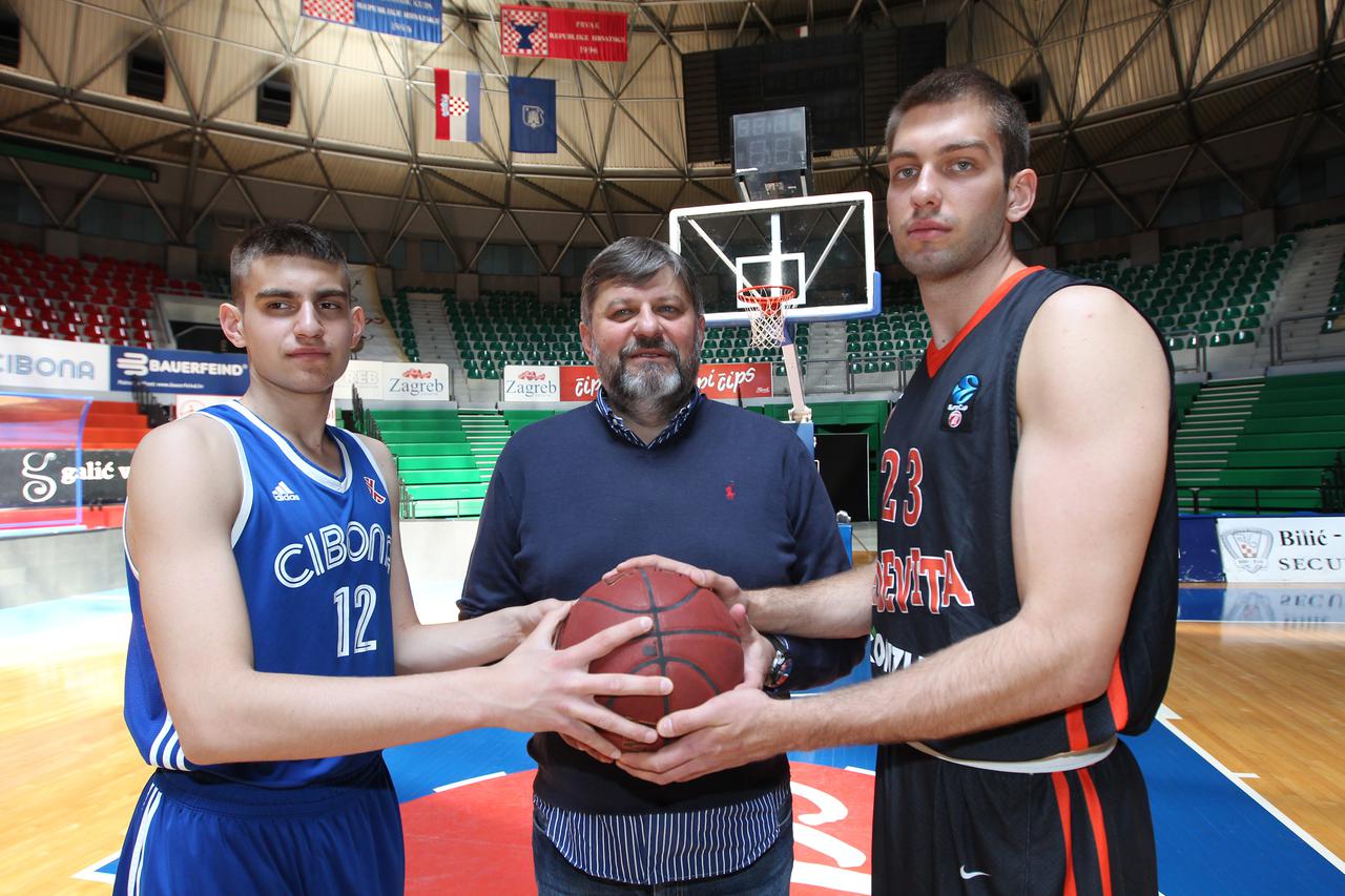 29.03.2017 Zagreb- Braca Bulj, Luksa, kosarkas Cibone i Luka, kosarkas Cedevite Luksa i Luka sa ocem Zoranom. Photo: Boris Scitar/Vecernji list