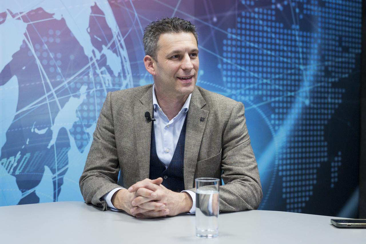 Zagreb: Božo Petrov, gost u studiju Večernjeg lista