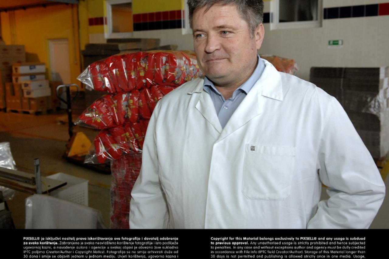 '02.04.2010, Donji Miholjac - Najveci proizvodjac snack proizvoda na podrucju Hrvatske i veliki izvoznik tvrtka Kanaan. Direktor i vlasnik Zvonko Popovic.  Photo: Davor Javorovic/PIXSELL'