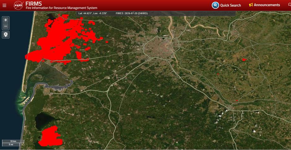 FRANCUSKA -  Vatene fronte duge i 30ak kilometara priblizavaju se francuskom gradu Bordeauxu