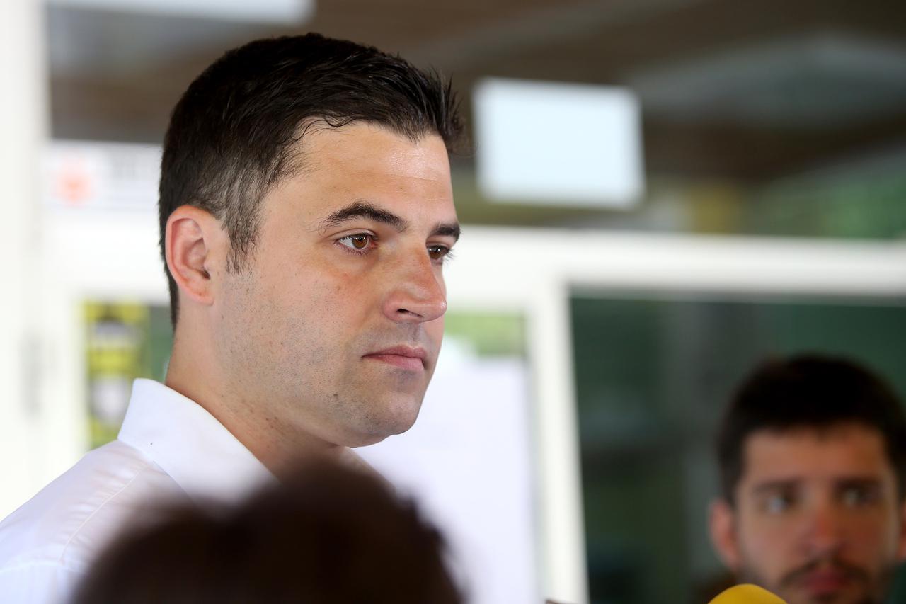 Davor Bernardić