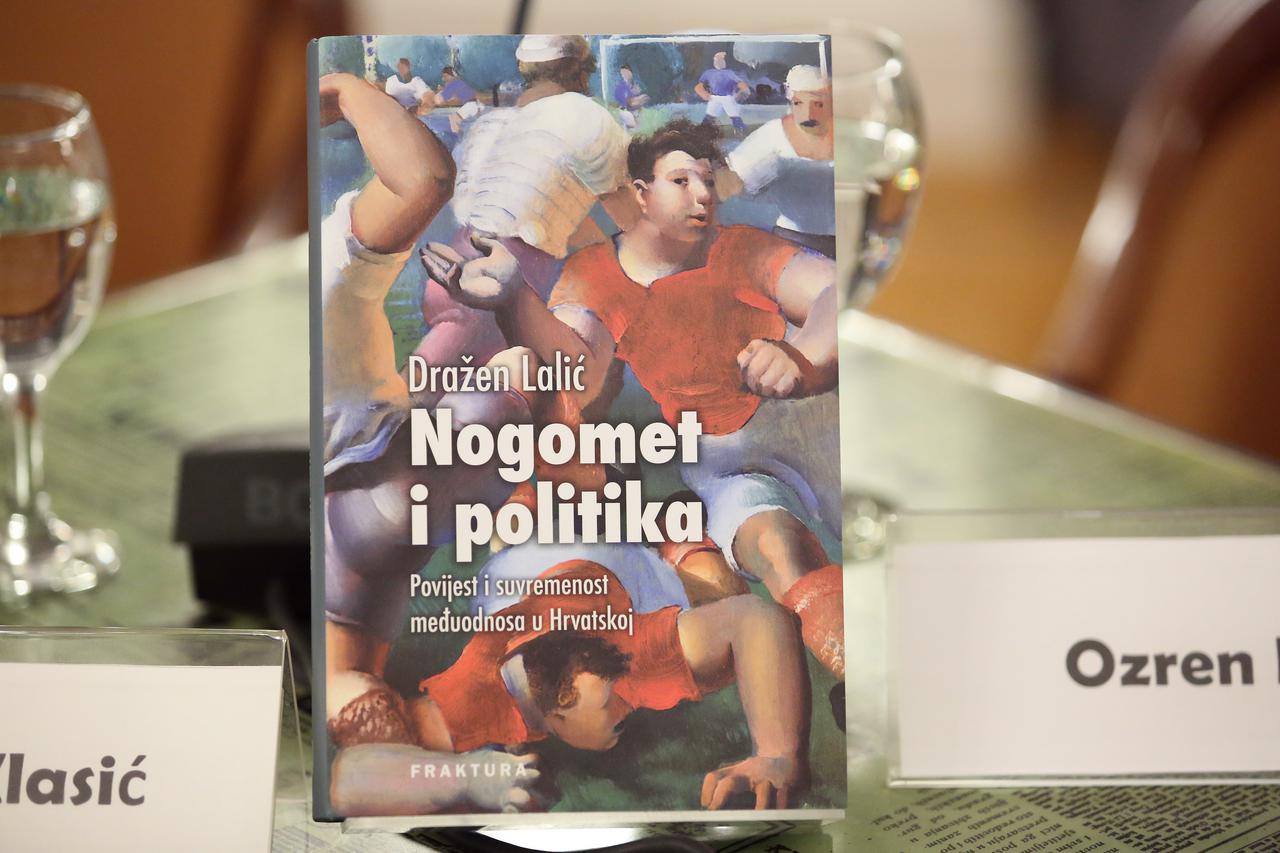 Predstavljena knjiga Nogomet i politika Dražena Lalića