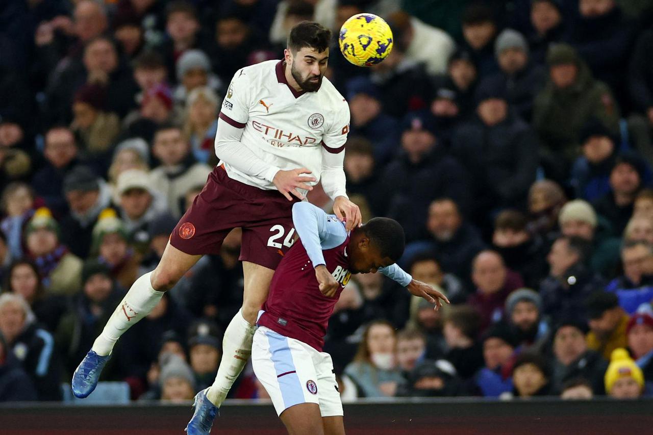 Premier League - Aston Villa v Manchester City