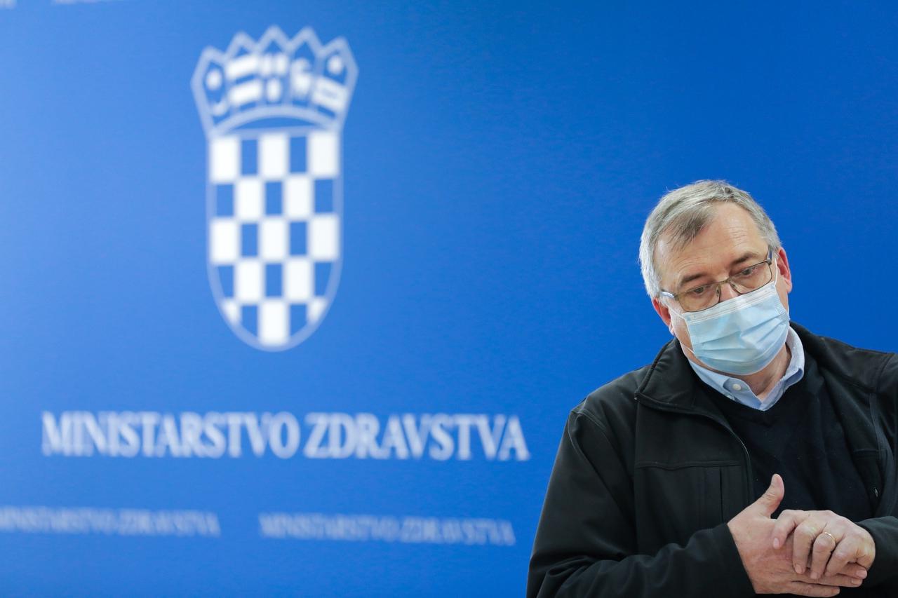 Zagreb: Vili Beroš i Krunoslav Capak obratili se medijima nakon sastanka s ravnateljima bolnica