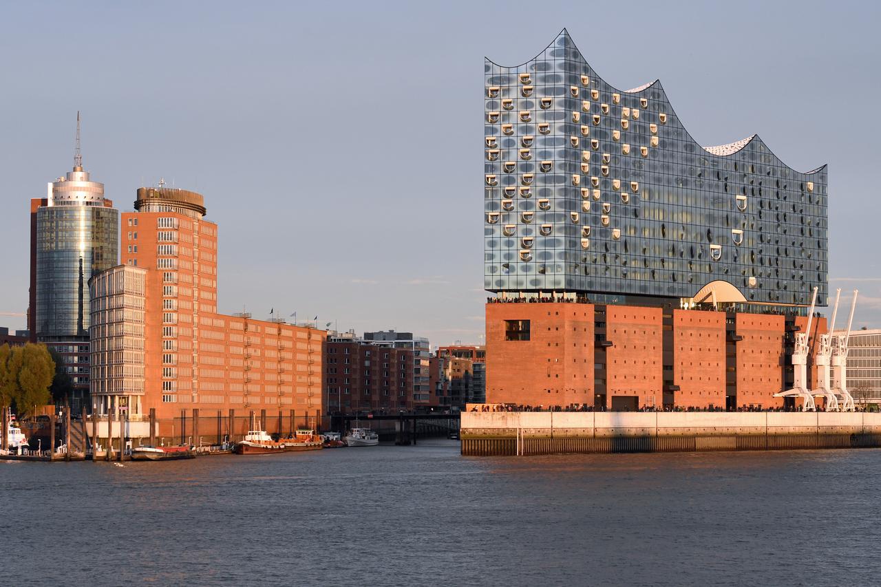 Otvorenje Elbphilharmonie  podsjeća na svijetlu  točku hrvatske  kulturne povijesti kad  je sagrađen Lisinski