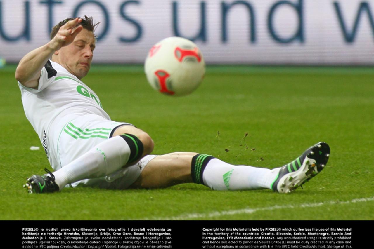 '13.04.2013, Volkswagen Arena, Wolfsburg, GER, 1.FBL, VfL Wolfsburg vs 1899 Hoffenheim, im Bild  Ivica Olic (Wolfsburg #11) vergibt eine Torchance  // during the match from GER, 1.FBL,VFL Wolfsburg vs