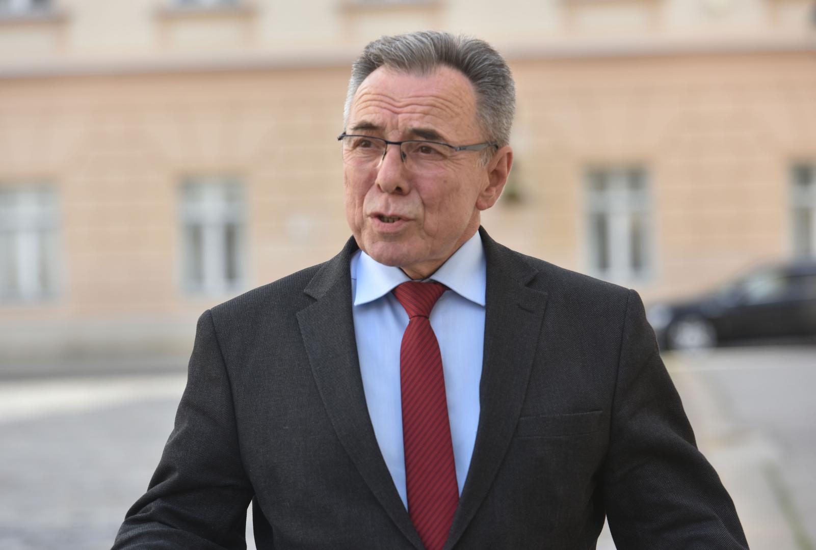 Gradonačelnik Ivanca Milorad Batinić ima neto plaću od 3920 eura