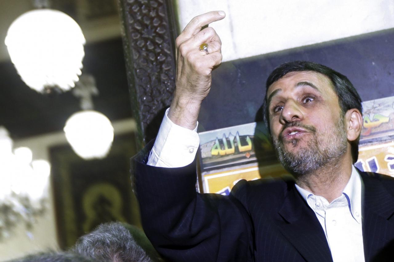 Mahmud Ahmadinejad (1)