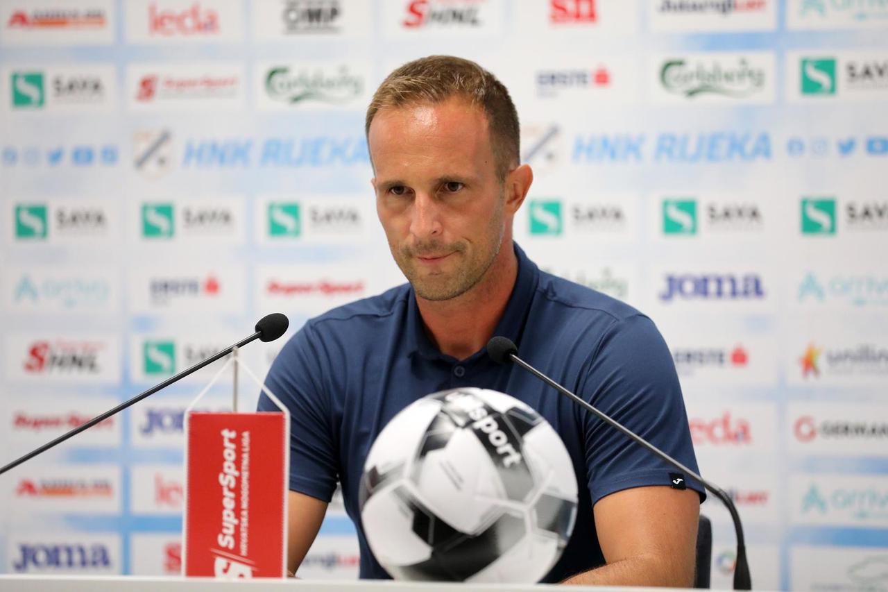 Konferencija za medije nakon utakmice 7. kola SuperSport HNL-a između Rijeke i Varaždina