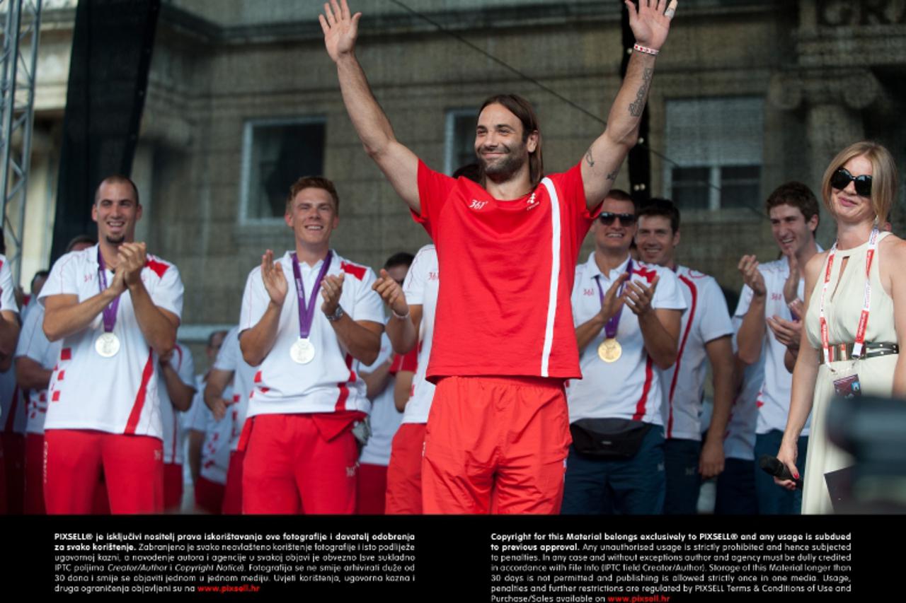 '13.08.2012., Zagreb - Docek hrvatskih olimpijaca na Trgu bana Josipa Jelacica.  Photo: Daniel Kasap/PIXSELL'