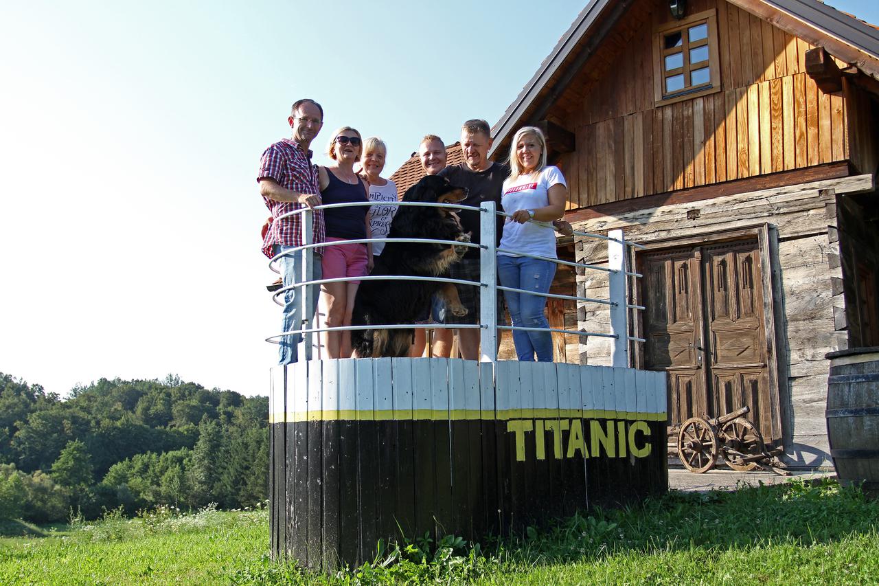 Pisarovina: Spomen kuća Hrvatima koji su bili na parobrodu Titanic