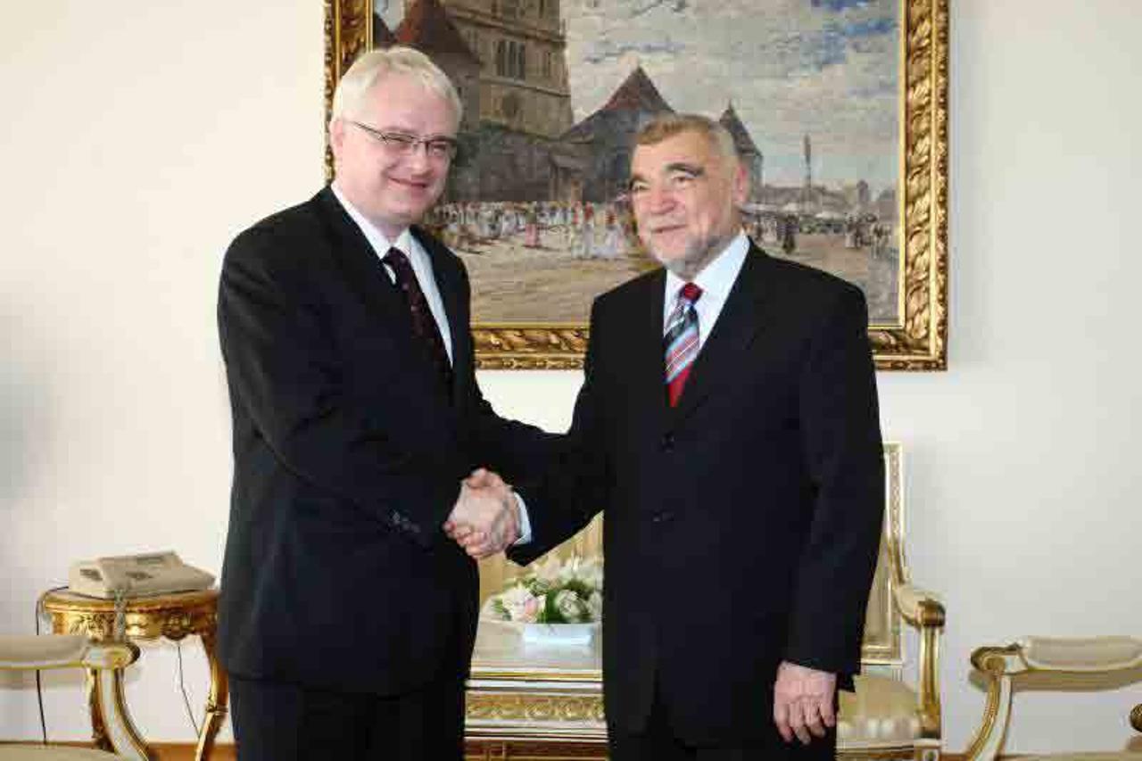 mesić i josipović