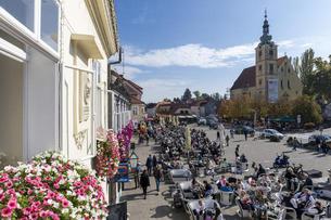 Samobor slavi 784. rođendan, feštu ovoga vikenda otvaraju Baby Lasagna i Luzeri, a častit će se češnofkama i bermetom