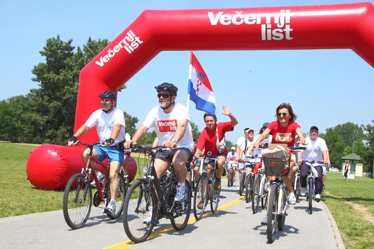 16.06.2013., Zagreb - Nakon cetiri godine stanke, Vecernjakova biciklijada ponovno je okupila velik broj sudionika. 31. biciklijada je ove godine u znaku skorasnjeg ulaska u Europsku uniju, pa 28 Nextbike javnih bicikla na celu povorke na simbolican nacin