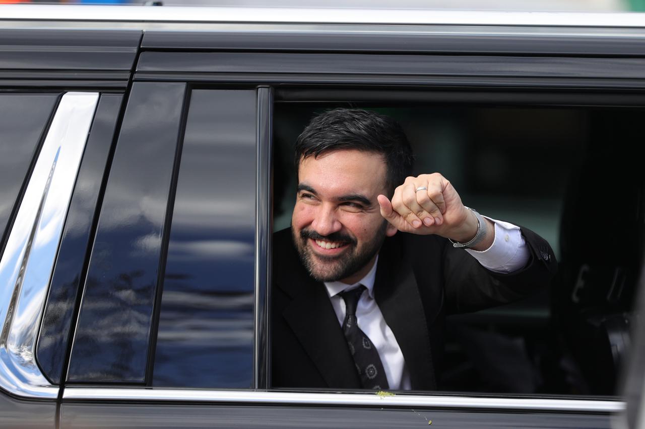 Zohran Mamdani Leads Community Rally at Hillside Avenue Park Ahead of Election Day