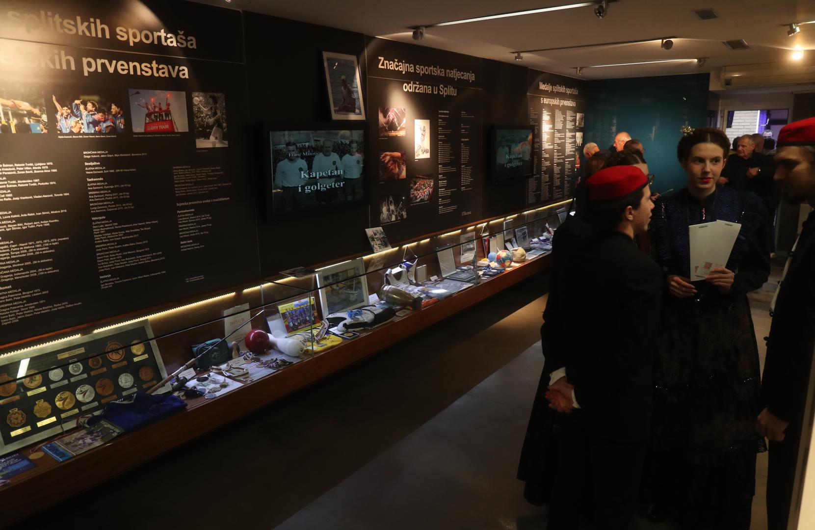 Popularna manifestacija Hrvatskog muzejskog društva u cijeloj Hrvatskoj donosi oko tisuću događanja u 150 gradova, na temu "Muzeji – vidljivi i nevidljivi", na što će svaki na svoj način odgovoriti i zagrebački muzeji, od kojih će gradski raditi do 23 sata, a ostali i do jedan sat iza ponoći.