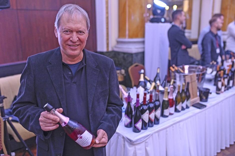 VINOcom