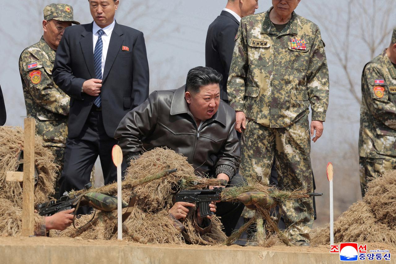 Kim Jong Un se okušao kao snajperist