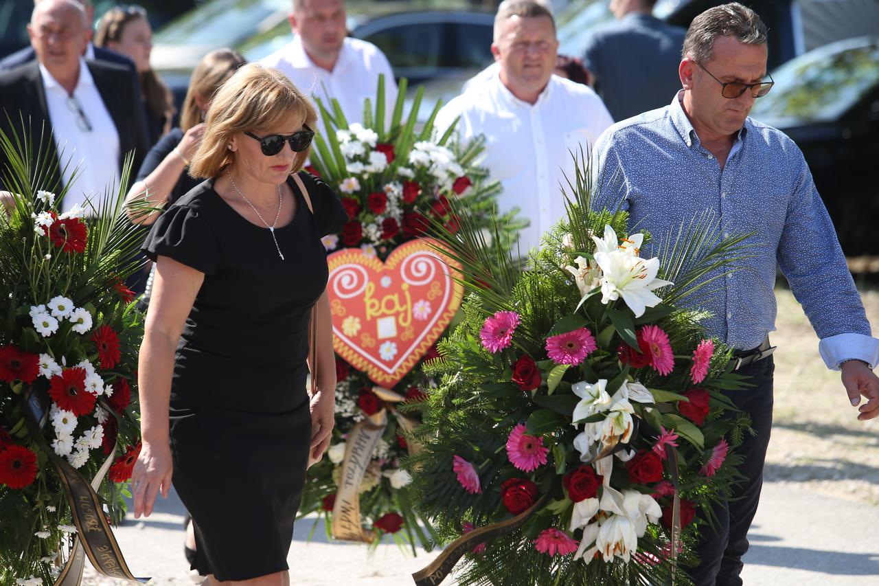 Sprovod Blagice Bandić, majke gradonacelnika Zagreba Milana Bandića