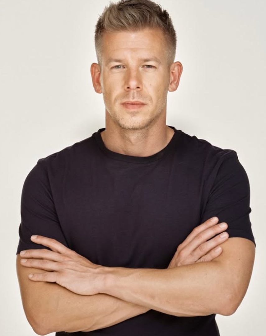 Uz čestitke Mađarskoj na političkim promjenama, pojavljuju se i opisi poput “ugodan za gledati”, “vrlo zgodan muškarac” ili “izgleda nevjerojatno dobro za svoje godine”. 