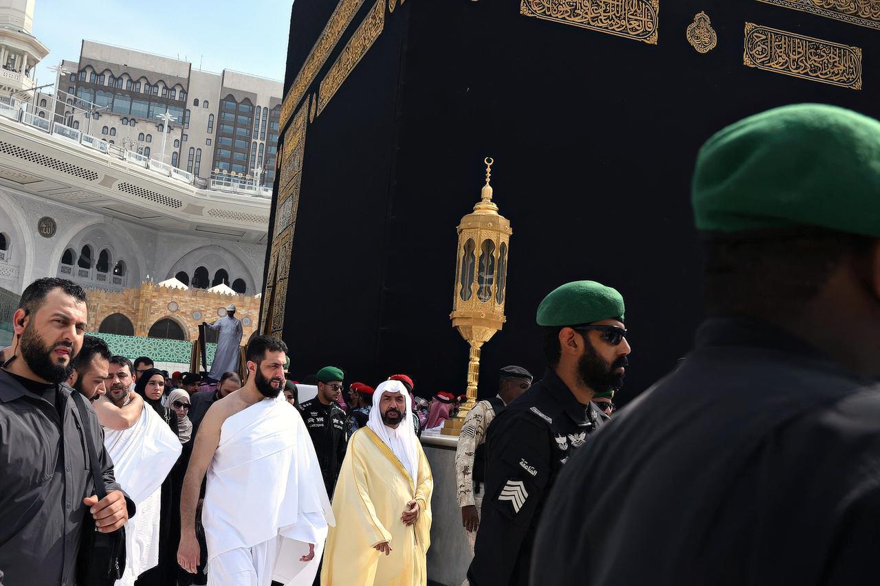 storyeditor/2025-02-18/PXL_ABA_040225_127765407.jpg