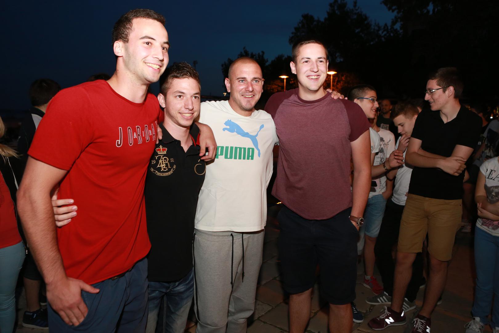 Priznao je kako se najviše boji visine te da u Big Brother kuću ulazi zbog druženja, zabave i izazova, ne radi novca.