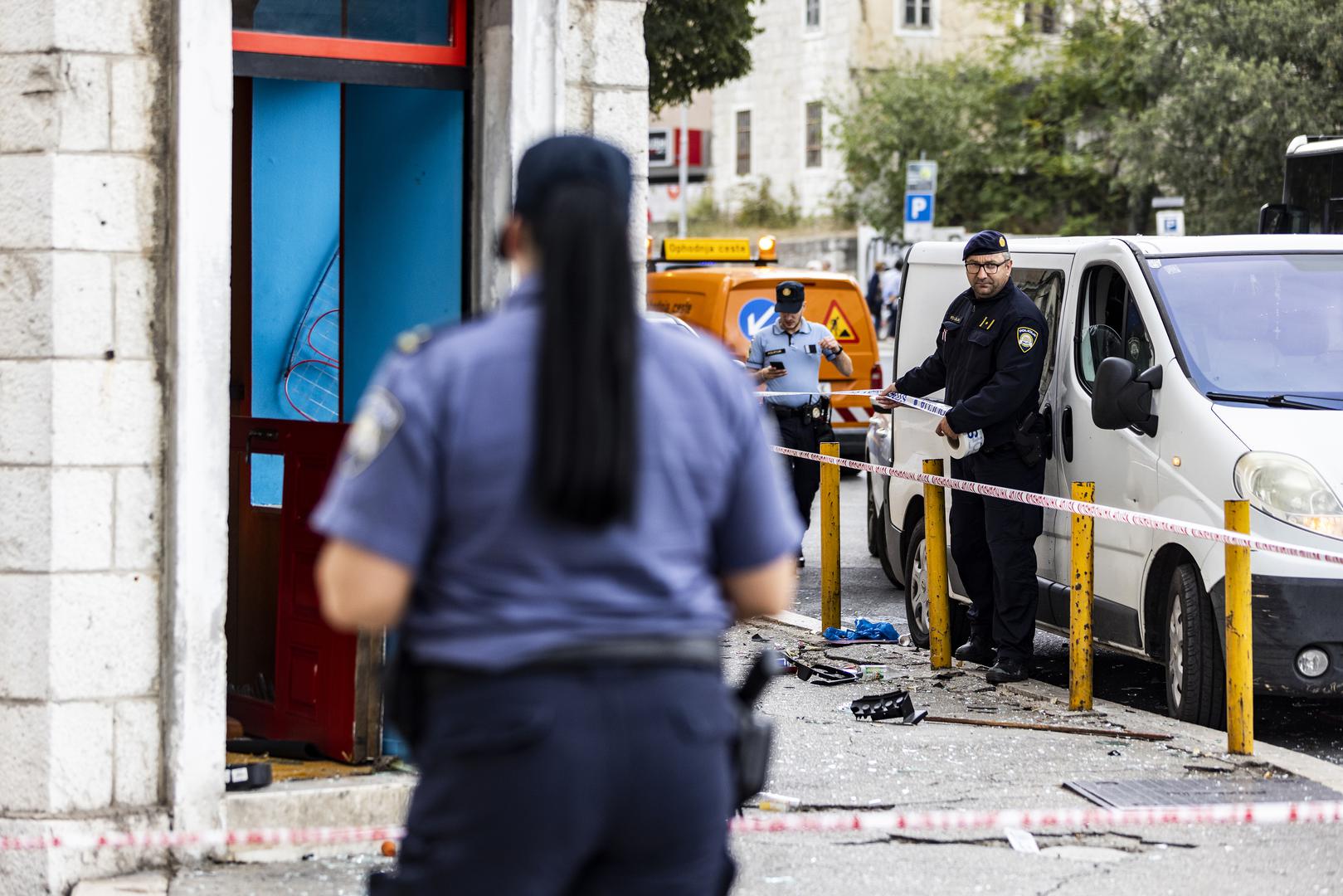 01.10.2022., Split - Eksplozija u restoranu u centru Splita. Dvoje ozlijedenih prevezeno je u bolnicu. Photo: Milan Sabic/PIXSELL