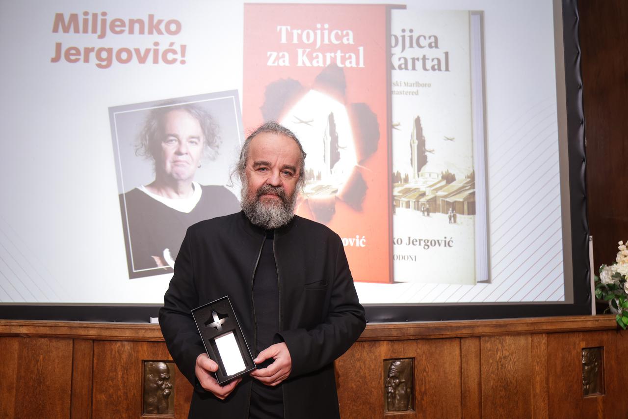Zagreb: Miljenko Jergović dobitnik je nagrade Fric za knjigu 'Trojica za kartal'