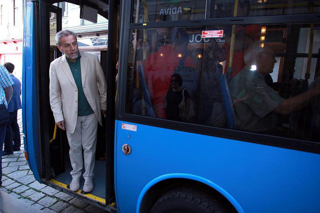 bus 150 (1)