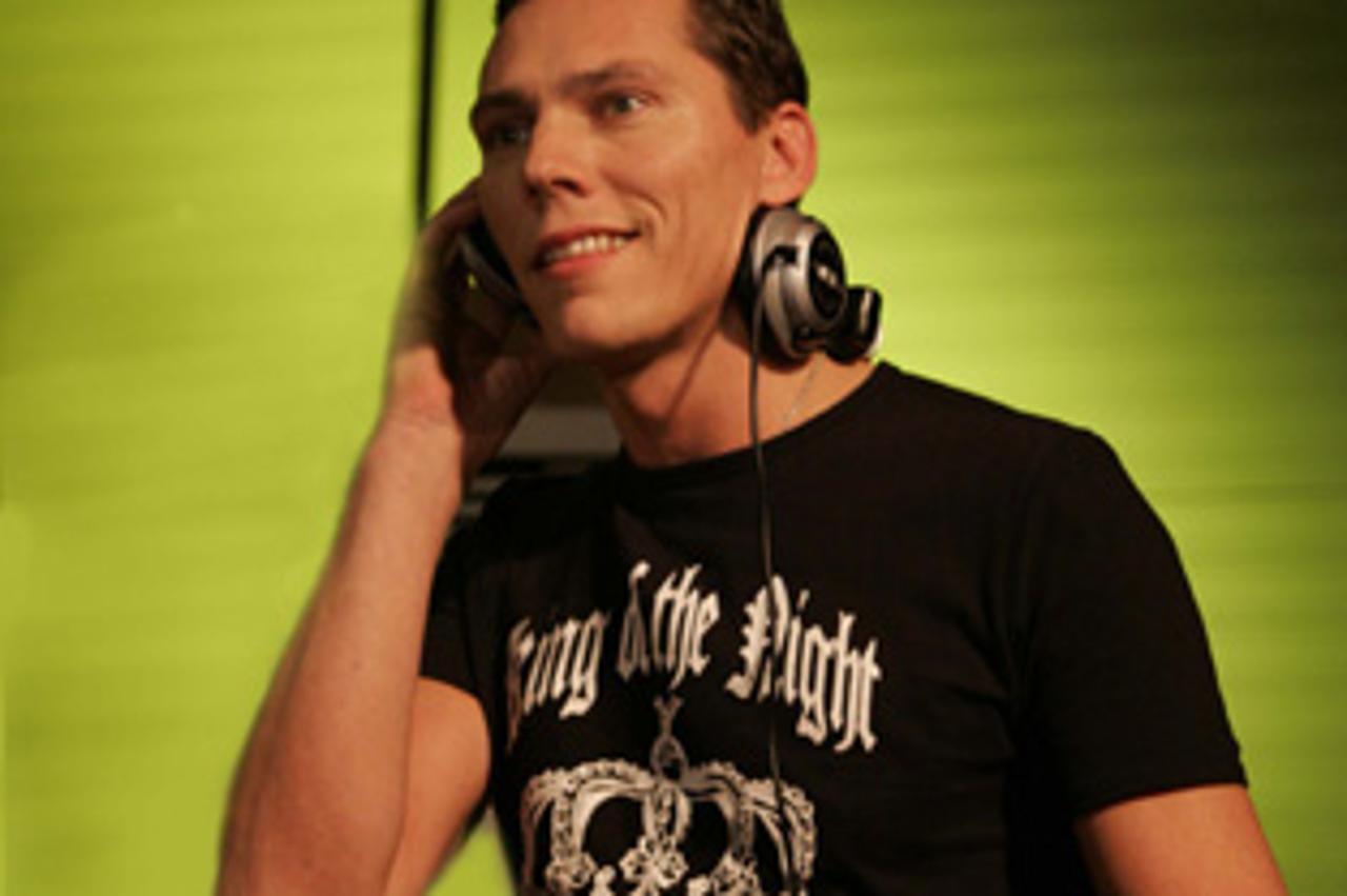 DJ-Tiesto-.jpg